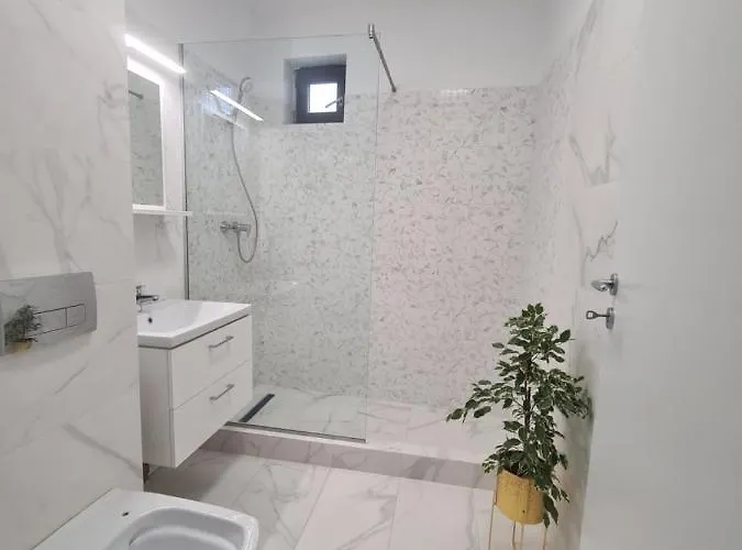 2 Superb Apartamento